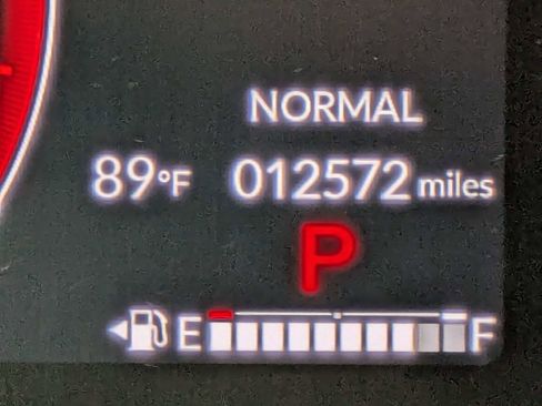 Used 2025 Honda Pilot Touring image 38
