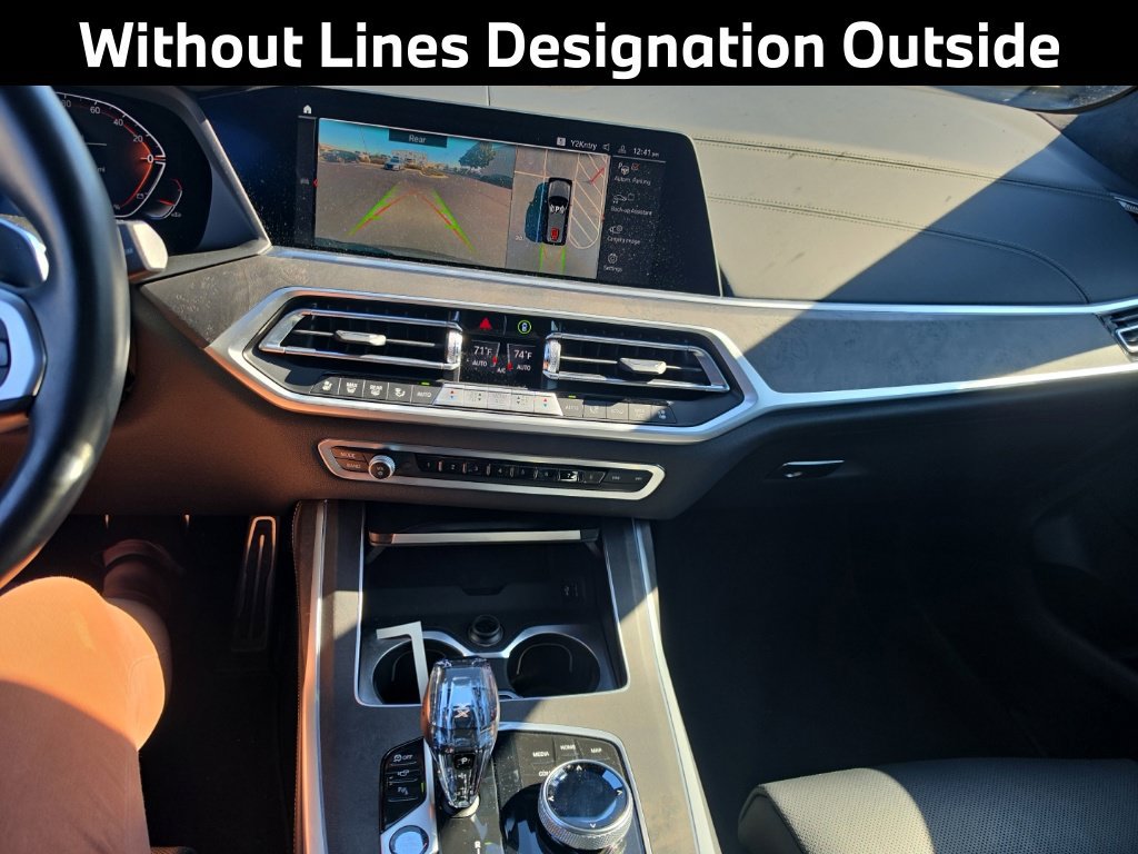 Used 2022 BMW X7 xDrive40i w/ M Sport Package AWD/4WD image 17