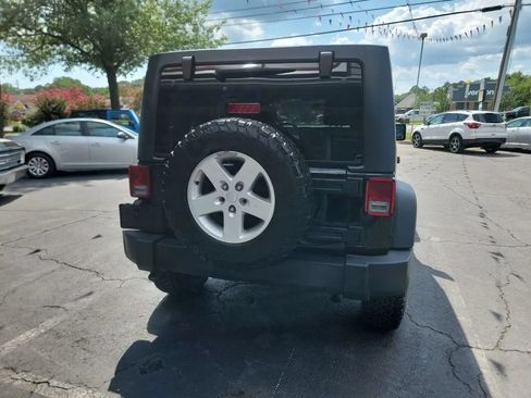 Used 2018 Jeep Wrangler Unlimited Sport S AWD/4WD image 6
