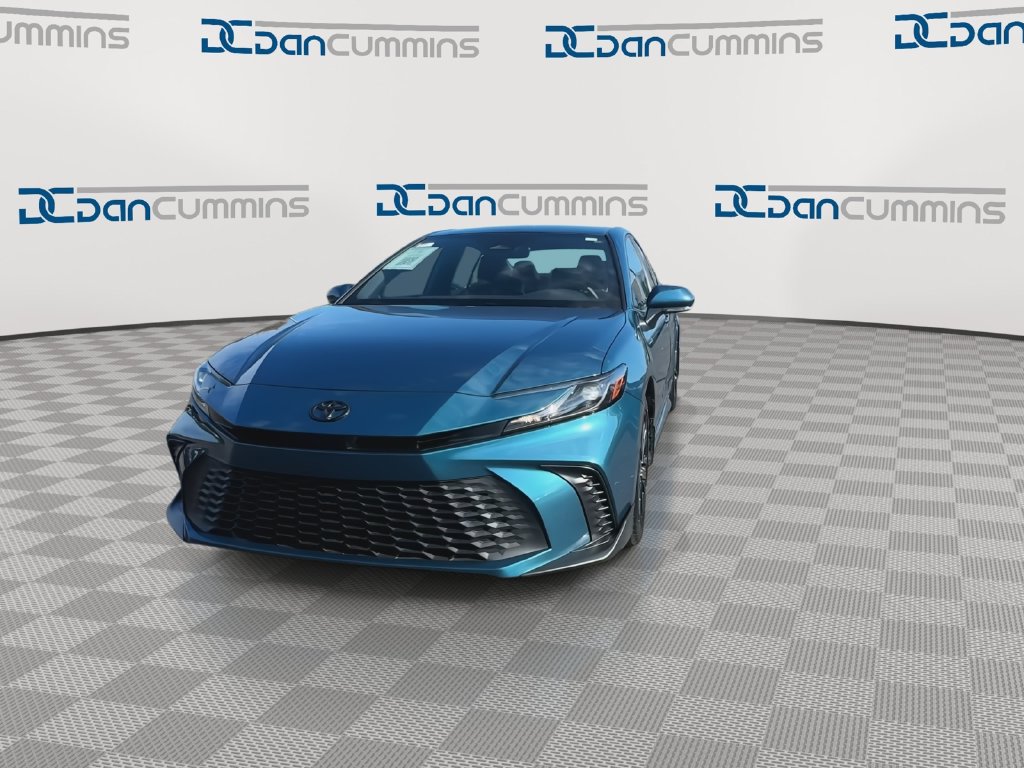 Used 2026 Toyota Camry SE w/ Convenience Package AWD/4WD image 3