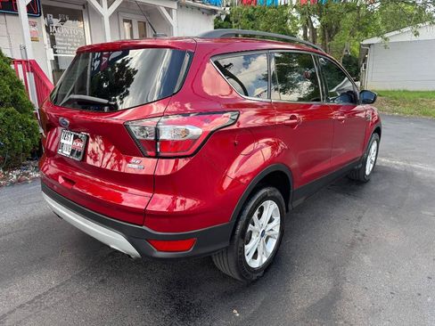 Used 2018 Ford Escape SE w/ Ford Safe & Smart Package AWD/4WD image 6