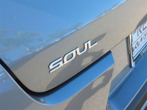Certified 2023 Kia Soul LX w/ LX Technology Package image 29