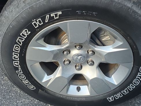 Used 2019 RAM 1500 Big Horn image 11