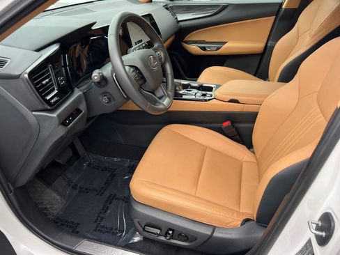 Used 2025 Lexus NX 350 AWD w/ Premium Package image 9