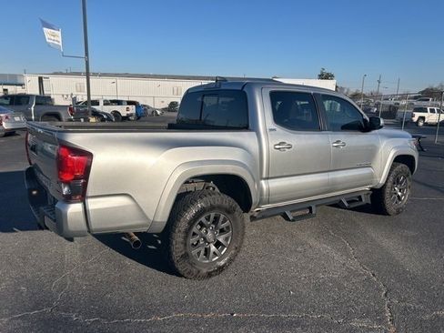 Used 2023 Toyota Tacoma TRD Sport image 4
