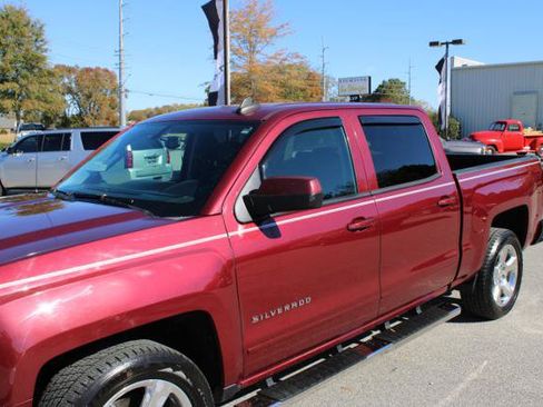 Used 2015 Chevrolet Silverado 1500 LT w/ LT Convenience Package image 9