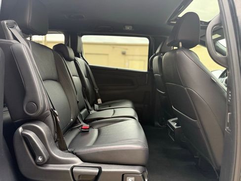 Used 2025 Honda Odyssey Sport-L image 21