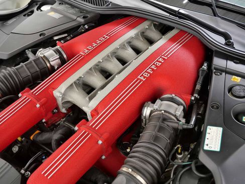 Certified 2015 Ferrari F12 Berlinetta image 36