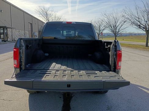 Used 2017 Ford F150 XLT w/ Equipment Group 302A Luxury image 15