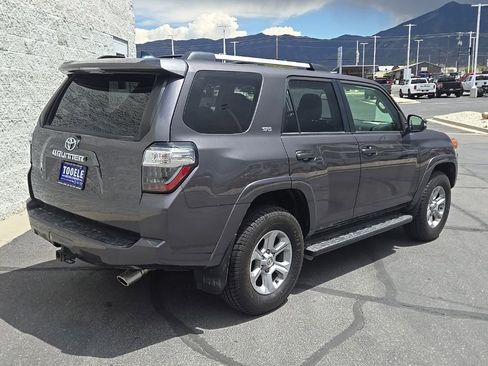 Used 2019 Toyota 4Runner SR5 Premium w/ Wilderness Package AWD/4WD image 4