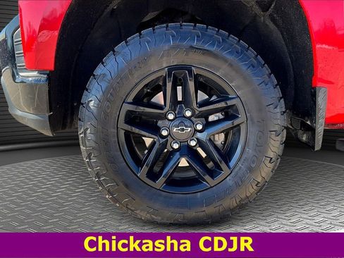 Used 2021 Chevrolet Silverado 1500 LT Trail Boss w/ Convenience Package II image 31