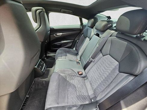 Used 2023 Audi e-tron GT Prestige w/ Prestige Package AWD/4WD image 16