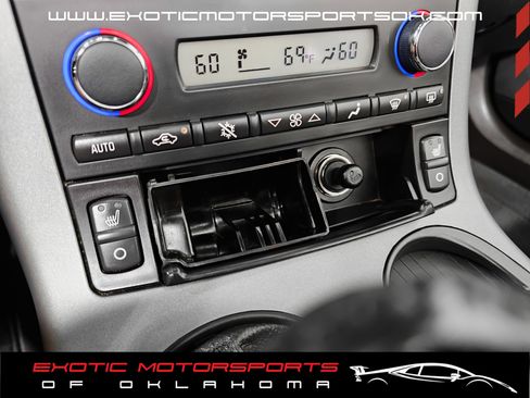 Used 2006 Chevrolet Corvette Convertible w/ Preferred Equipment Group RWD image 34