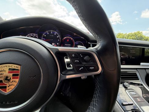 Used 2018 Porsche Panamera 4S AWD/4WD image 17