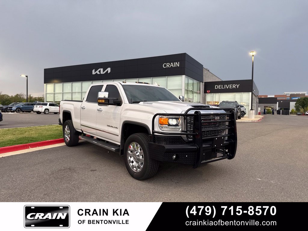 Used 2019 GMC Sierra 3500 Denali w/ Duramax Plus Package AWD/4WD image 1