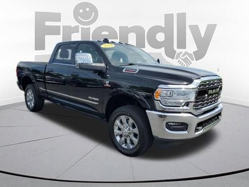 Used 2024 RAM 2500 Limited AWD/4WD image 7