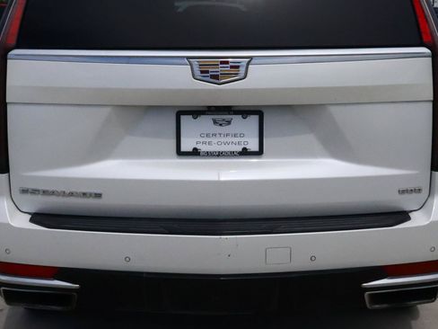 Used 2021 Cadillac Escalade ESV Premium Luxury RWD image 10