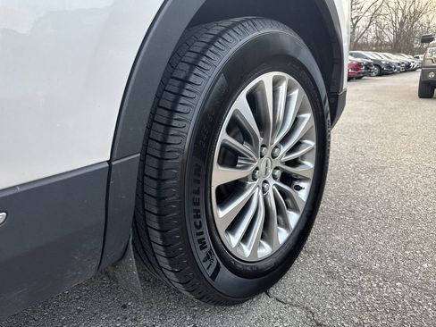 Used 2018 Lincoln MKX Select w/ Select Plus Package image 12