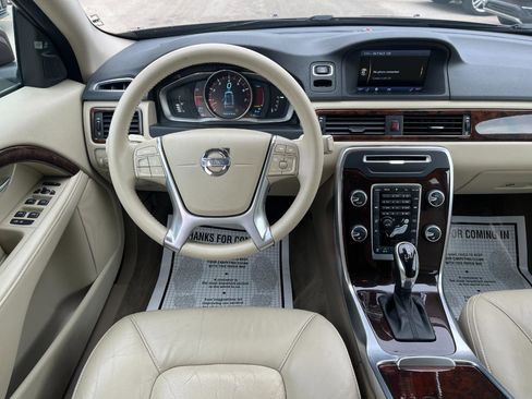 Used 2014 Volvo XC70 T6 image 14