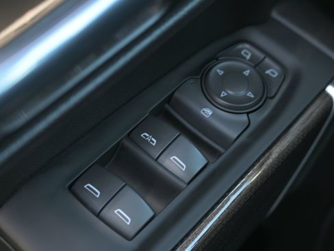 Used 2022 Chevrolet Silverado 1500 RST image 25