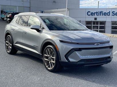 New 2026 Chevrolet Equinox EV LT w/ LPO, Tech Bronze Package