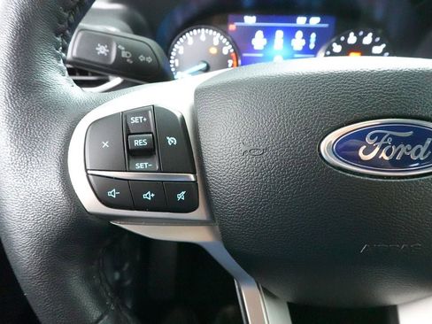 Used 2024 Ford Explorer XLT w/ Equipment Group 202A AWD/4WD image 13