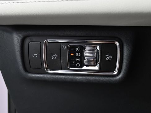 New 2026 Lincoln Aviator AWD image 24