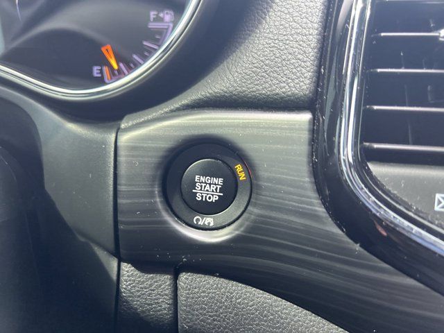 Used 2020 Jeep Grand Cherokee Altitude AWD/4WD image 17