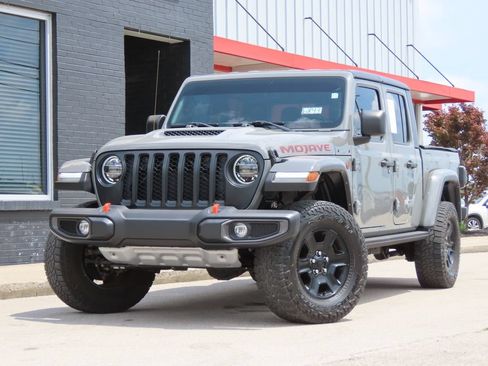 Used 2022 Jeep Gladiator Mojave w/ LED Lighting Group AWD/4WD image 10
