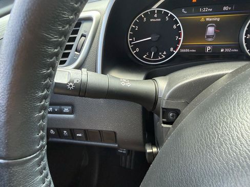 Used 2018 Nissan Murano Platinum w/ Cargo Package AWD/4WD image 13