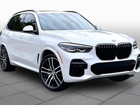 Used 2023 BMW X5 sDrive40i w/ M Sport Package RWD image 2