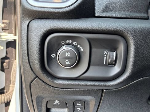 Used 2023 RAM 1500 Big Horn AWD/4WD image 31