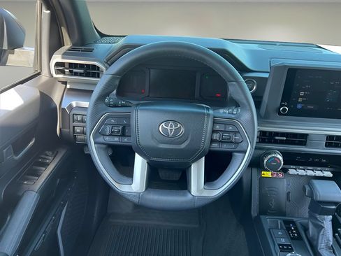 Certified 2026 Toyota 4Runner SR5 AWD/4WD image 14