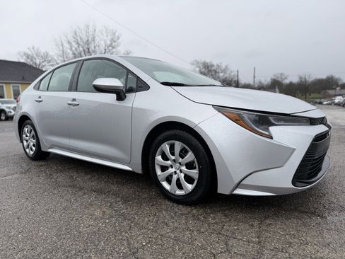 Used 2024 Toyota Corolla LE image 8