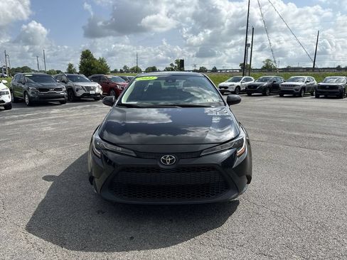 Used 2022 Toyota Corolla LE FWD image 16