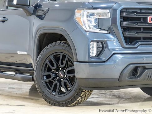 Used 2020 GMC Sierra 1500 Elevation w/ Elevation Value Package AWD/4WD image 3