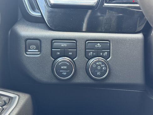 Certified 2022 Chevrolet Silverado 1500 RST w/ All Star Edition Plus AWD/4WD image 33