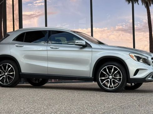 Used 2017 Mercedes-Benz GLA 250 image 16