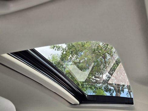 Used 2025 Honda Accord SE image 18