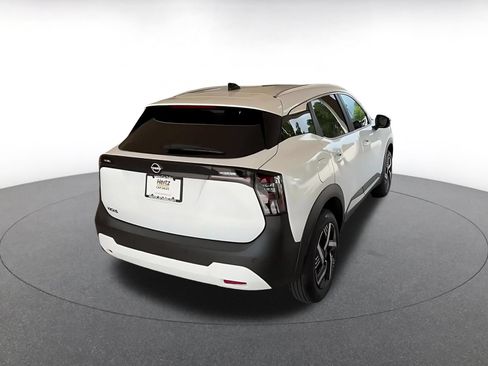 Used 2026 Nissan Kicks SV w/ Cold Weather Package FWD image 11