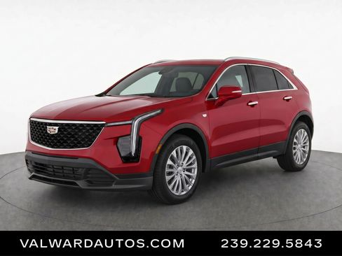 Used 2024 Cadillac XT4 Luxury FWD image 1