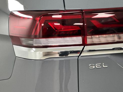 New 2026 Volkswagen Atlas SEL Premium R-Line AWD/4WD image 25