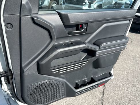 New 2026 Toyota Tacoma SR5 AWD/4WD image 16