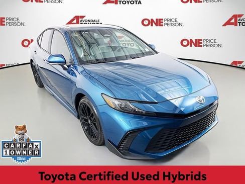 Used 2026 Toyota Camry SE w/ Multimedia Upgrade Package FWD image 1