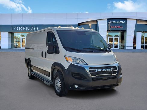 Used 2025 RAM ProMaster 2500 w/ U-Haul Equipment Group FWD image 3