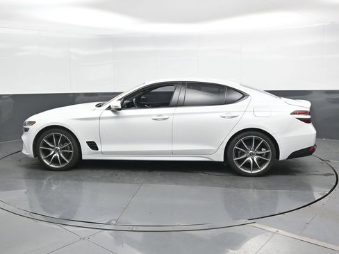 Used 2023 Genesis G70 2.0T AWD/4WD image 8