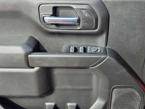 Used 2022 Chevrolet Silverado 1500 Custom image 22