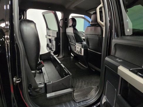 Used 2017 Ford F250 Lariat w/ Lariat Value Package image 78