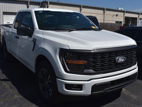 Used 2025 Ford F150 STX w/ Equipment Group 200A RWD image 3