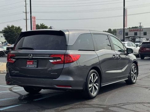 Used 2023 Honda Odyssey Touring image 5